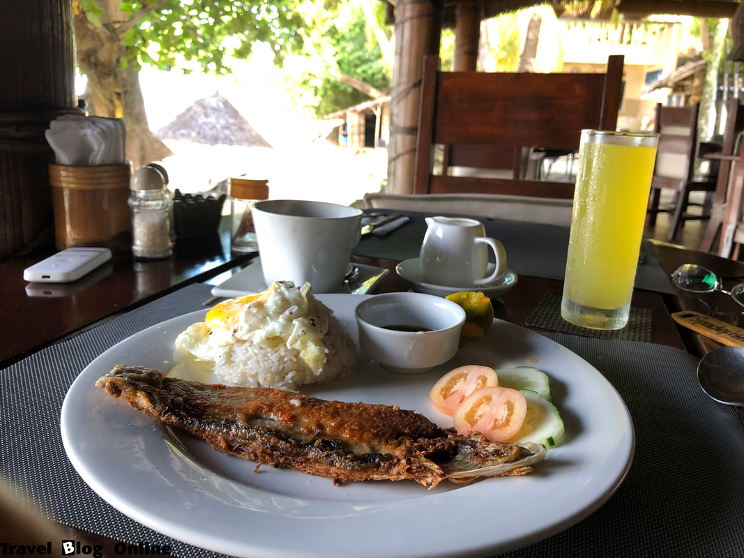 Easy Diving and Beach Resort, Sipalay, The restaurant, Breakfast, Philippines © travelblogonline.com