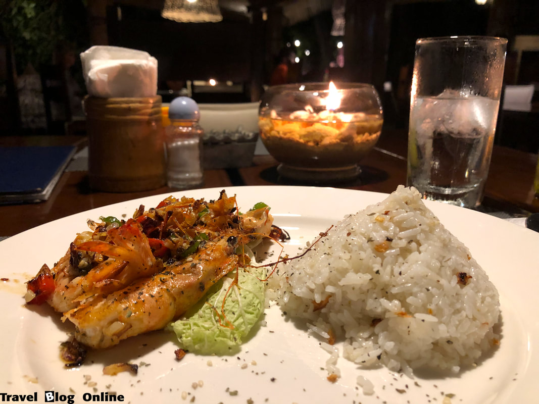 Easy Diving and Beach Resort, Sipalay, The restaurant, Shrimps, Philippines © travelblogonline.com