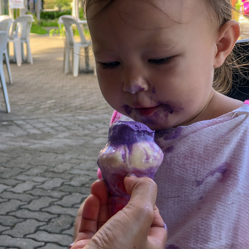 Eating an ice cream © Patrik Lord Travel Blog