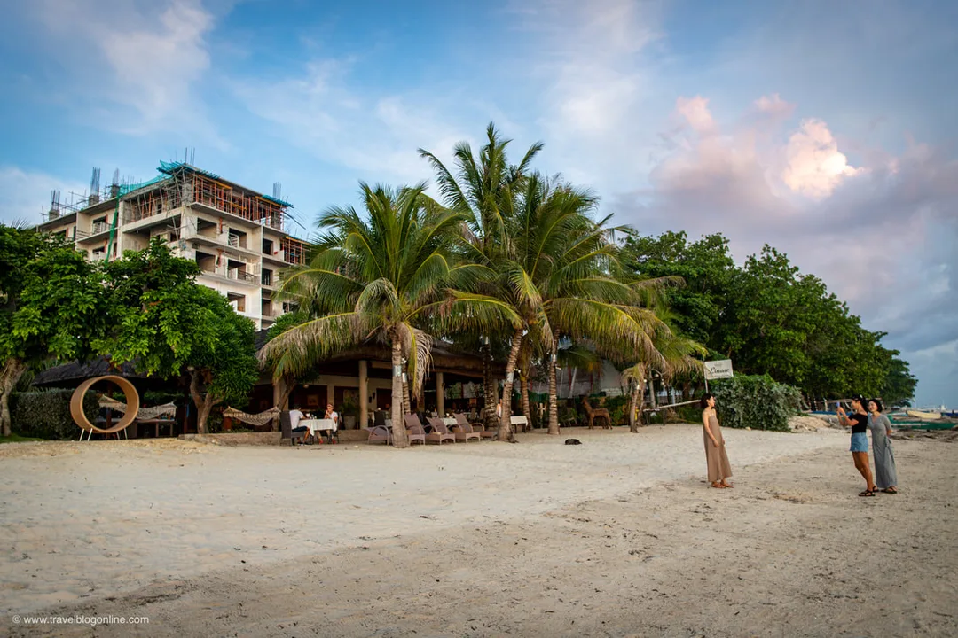 Linaw Beach Resort, Danao, Bohol, Philippines, view from the beach © www.travelblogonline.com