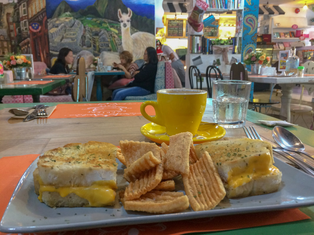 Review of Chapters Café, Cheese Sandwich, Dumaguete, Negros, Philippines © Patrik Lord Travel Blog