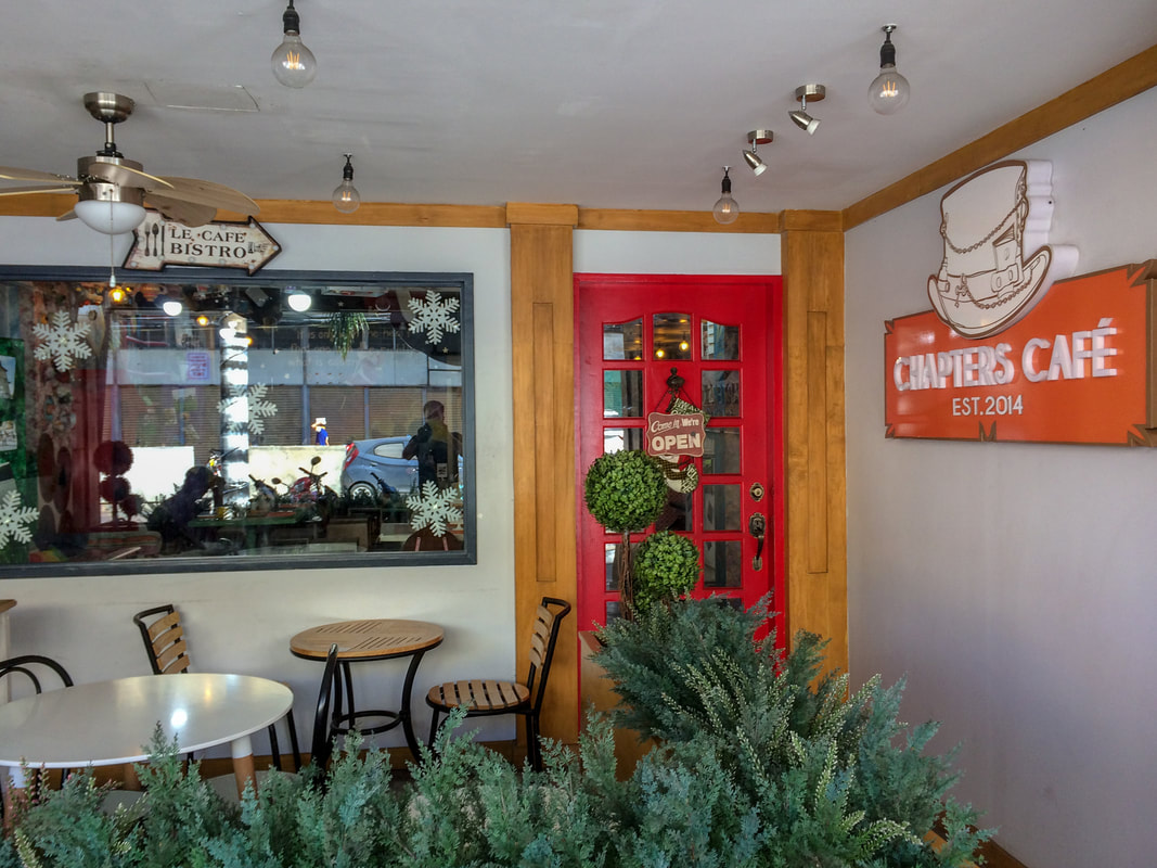 Review of Chapters Café, Entrance, Dumaguete, Negros, Philippines © Patrik Lord Travel Blog