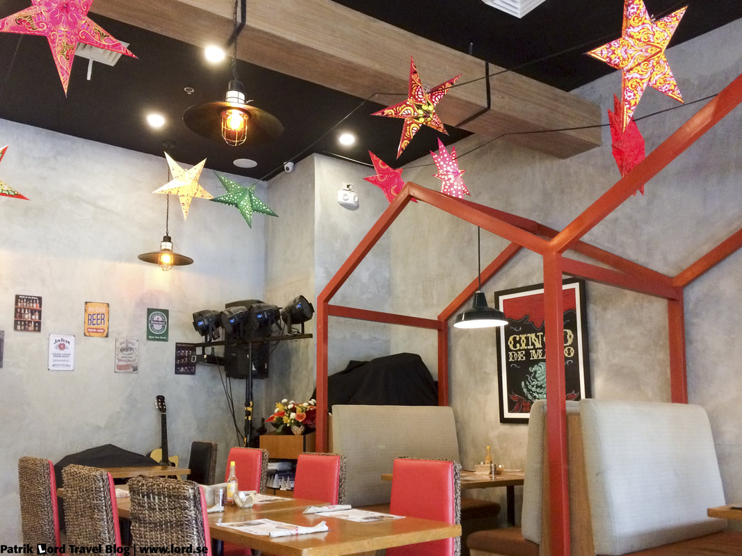 Review of Fiery Style Restaurant, The Interior, Mall of Asia, Manila, Philippines © Patrik Lord Travel Blog