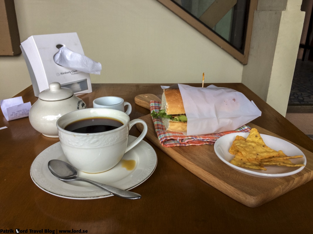 Review of Sta Teresa Restaurant Breakfast Dumaguete Negros Oriental Philippines © Patrik Lord Travel Blog