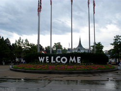 Six Flags Great America to hold Job Fairs in February and March