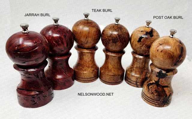 SALT & PEPPER MILLS