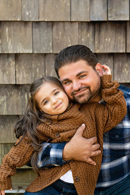 photo of a dad with his daughter