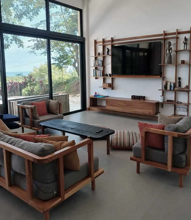 Living Casa Emilia Nosara for Lamar retreat