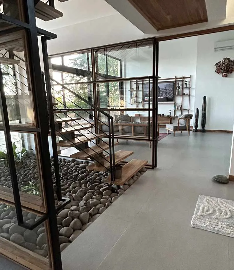Living Casa Emilia Nosara for Lamar retreat