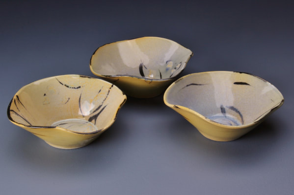 Hand built porcelain bowls made by Antoinette Badenhorst during the online 