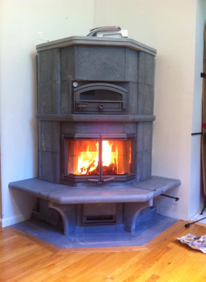 Corner Fireplace and Bakeoven with Custom Bench in New Hampshire