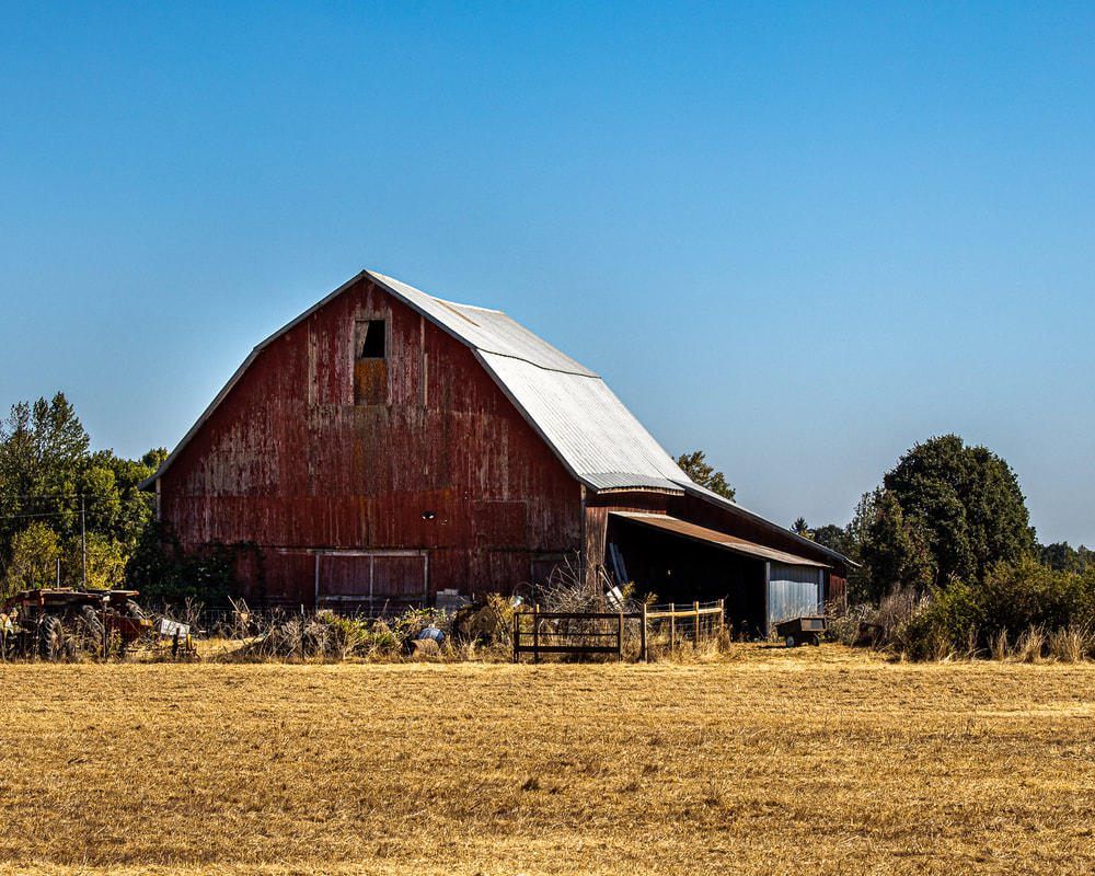 Barn in Benton County Oregon