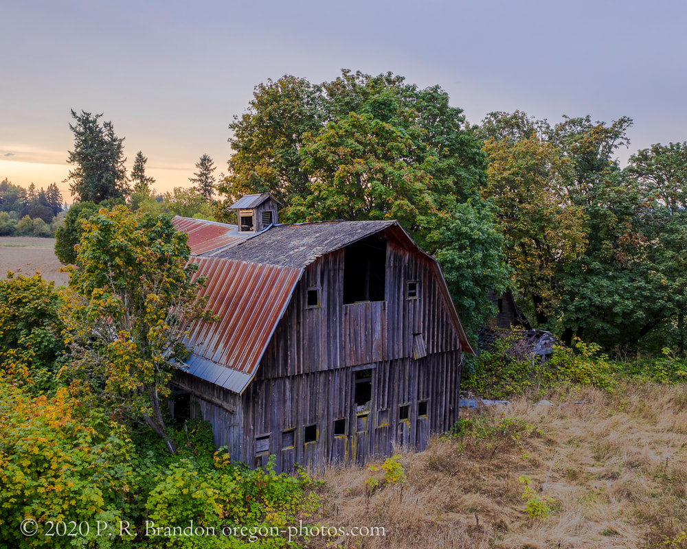 Photo of barn in Washington County, Oregon (drone view)