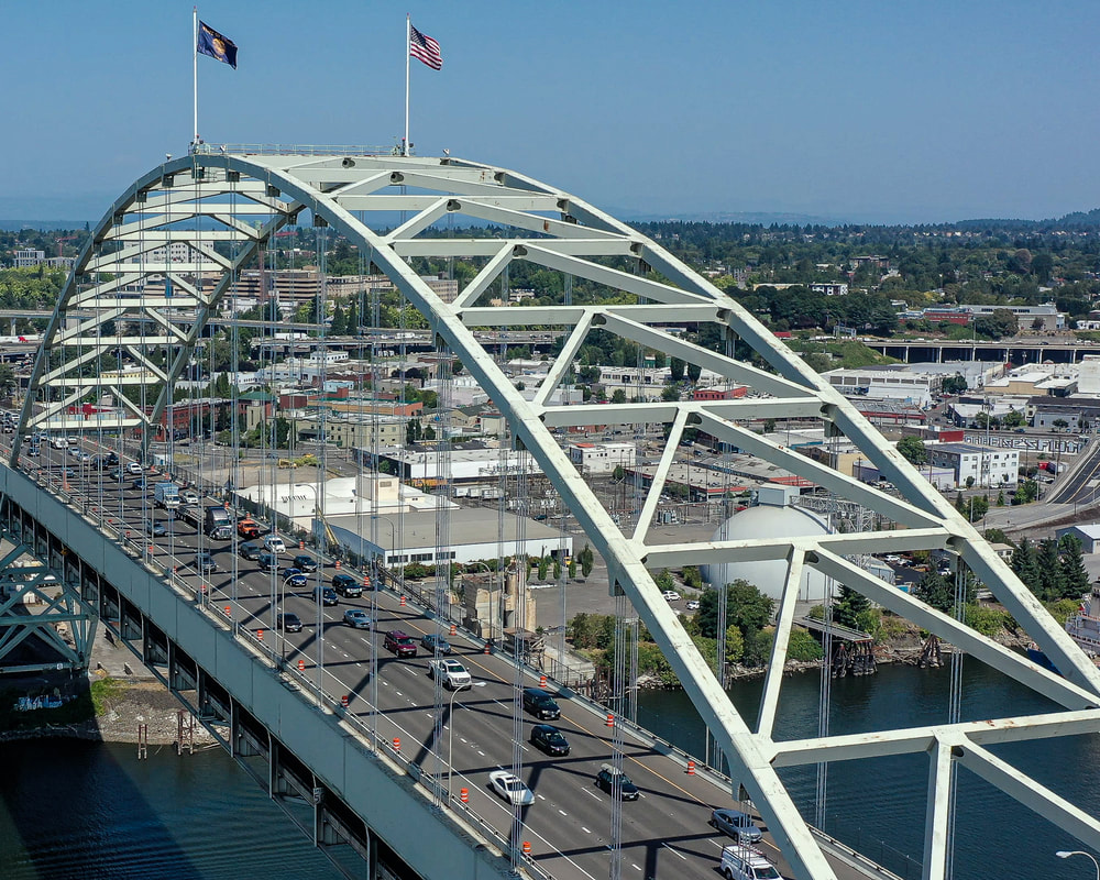 Bridge over the Willamette River in Portland, Oregon