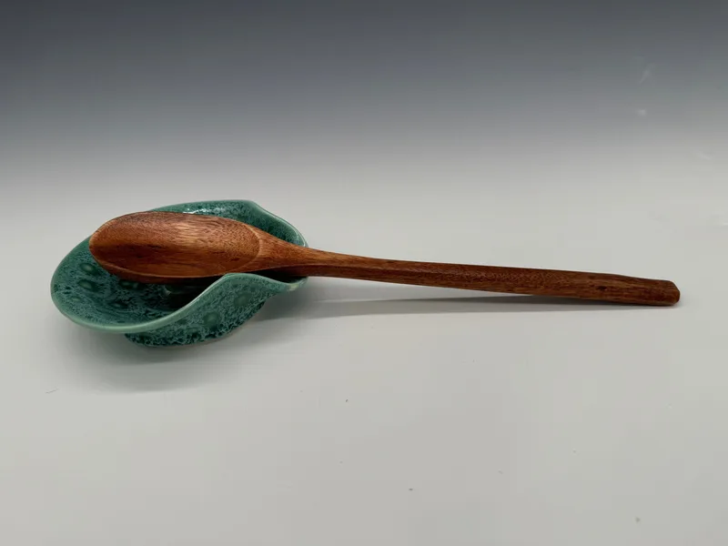 Porcelain spoon holder: D6R 