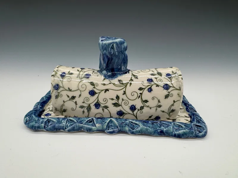 Butter dish: D20