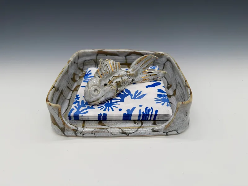 Cocktail napkin holder: D30