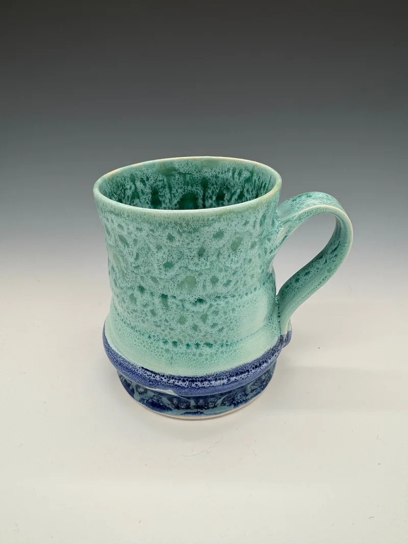 Large porcelain mug: D31C