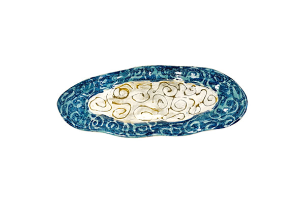 Large oval platter: D5