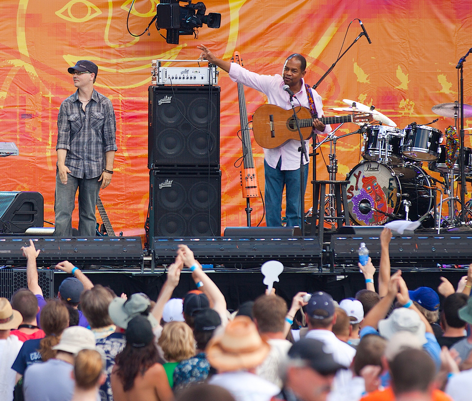 Earl Klugh 2010 Crossroads Festival.