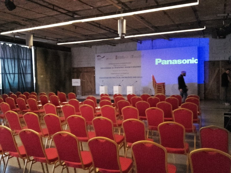 oprema za konferenciju iznajmljivanje