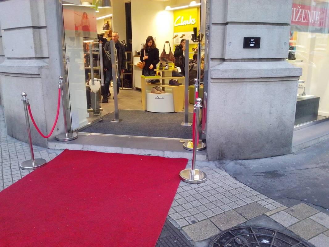 barijera stubovi iznajmljivanje