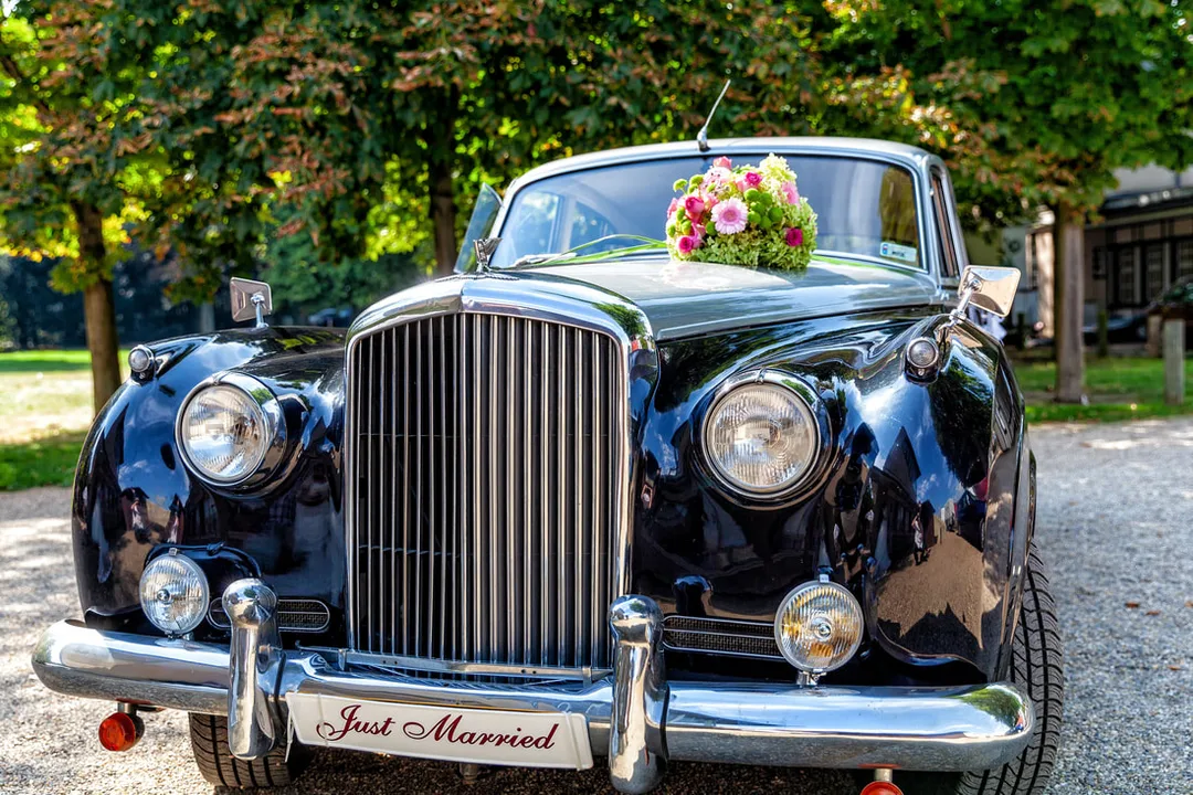 luxury car on wedding day