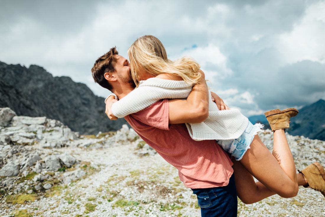 couple hiking, couple in love, couple young, blond