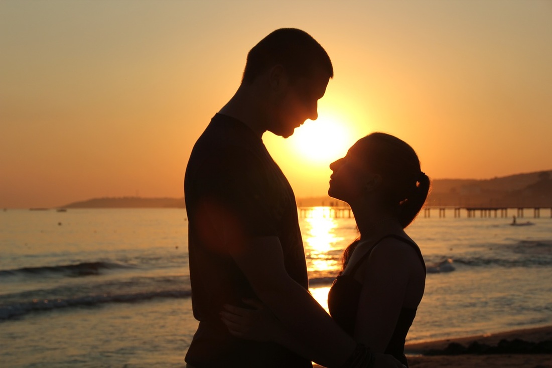 date at the beach