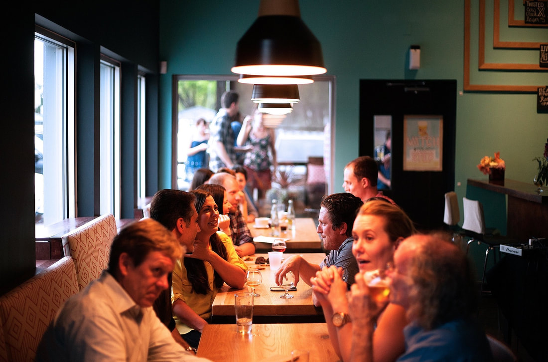 couples at a restaurant