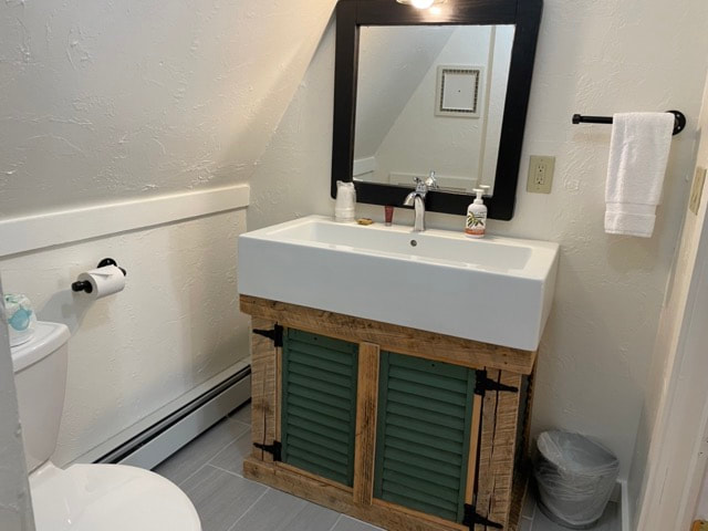 Bathroom with shower, toilet and sink
