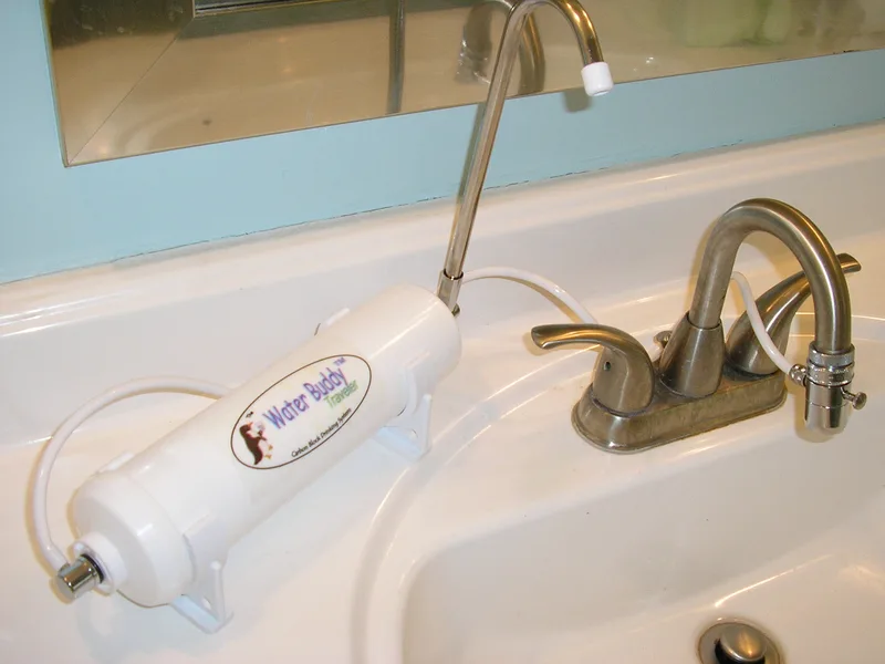 (Clearance) Water Buddy Compact Portable Water Filter