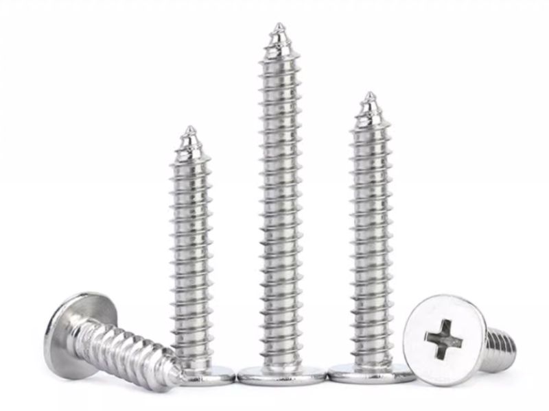 Plane head phillips self tapping screw