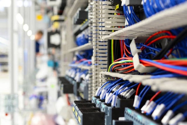 UEE - Electrotechnology Training Package