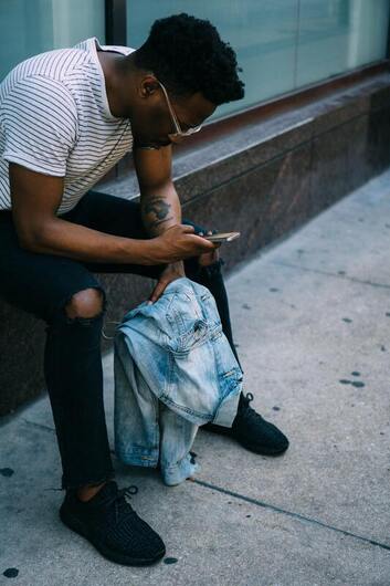 5 Tips for Better Social Media Boundaries