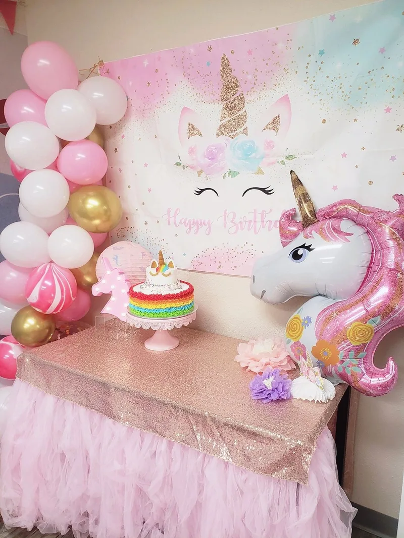 Unicorn · Full Themed Décor