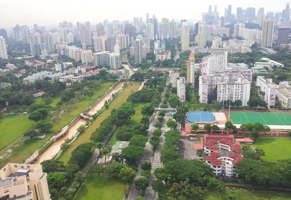 The Crest @ Prince Charles Crescent - East View of Marina Bay CBD