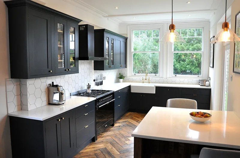 Reclaimed wood Hand painted shaker framed kitche in Barnet North London with reclaimed island