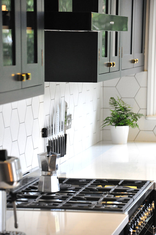 Hand painted shaker framed kitche in Barnet North London with reclaimed island