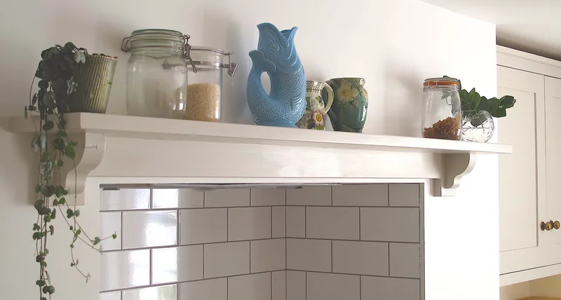 Bespoke shaker framed kitchen in Islington North London. Soft close birch ply drawers. Hand painted solid timber kitchen island . 