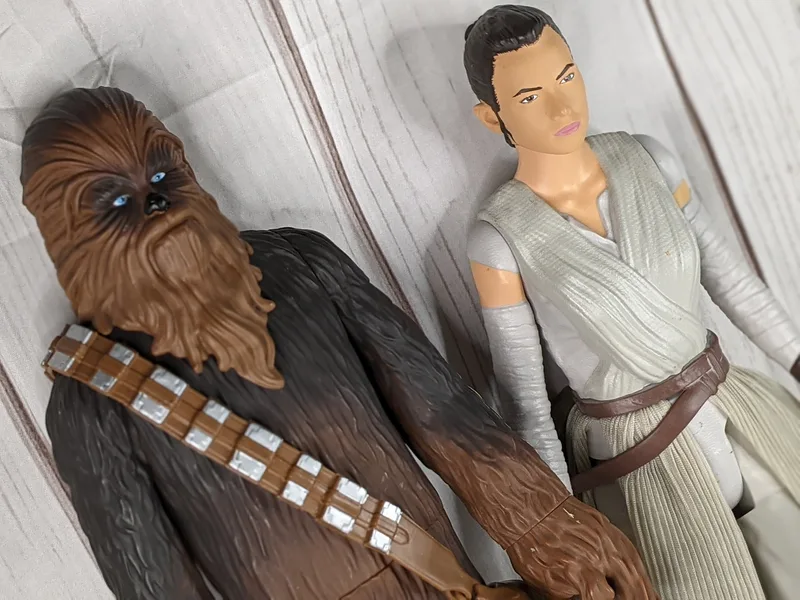 Star Wars Large Action Figures Chewbacca and Rey