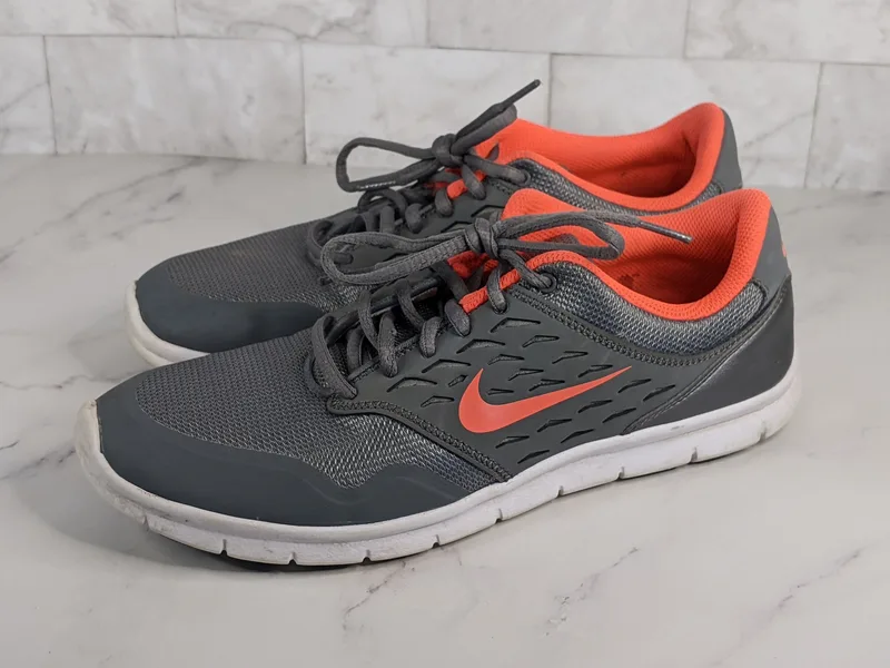 Nike Women's Gray Orange Running Shoes