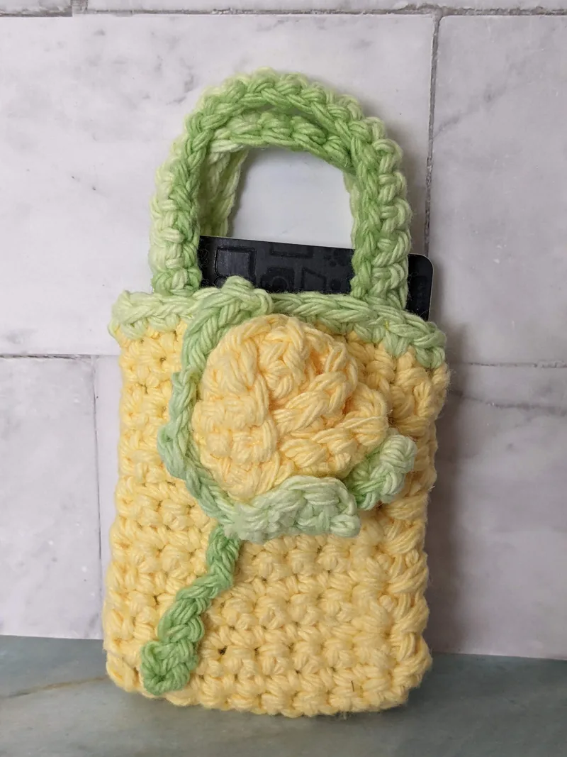 Scented Crocheted Rosebud Gift Bag