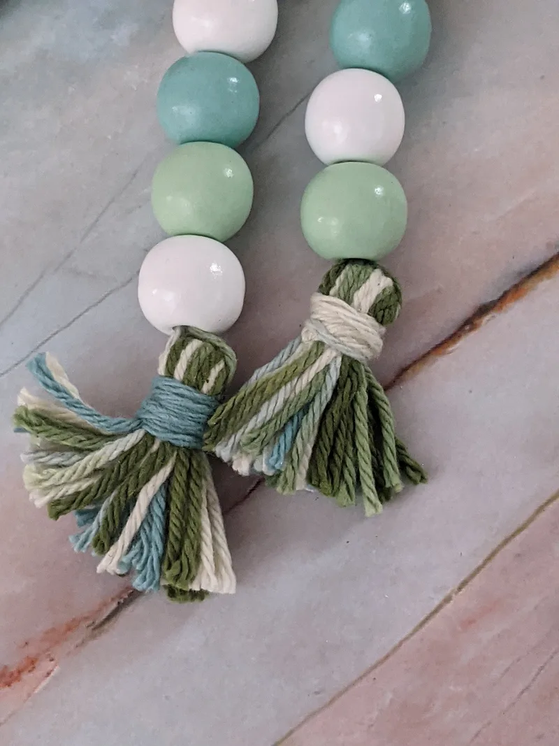 Green Blue White Garland