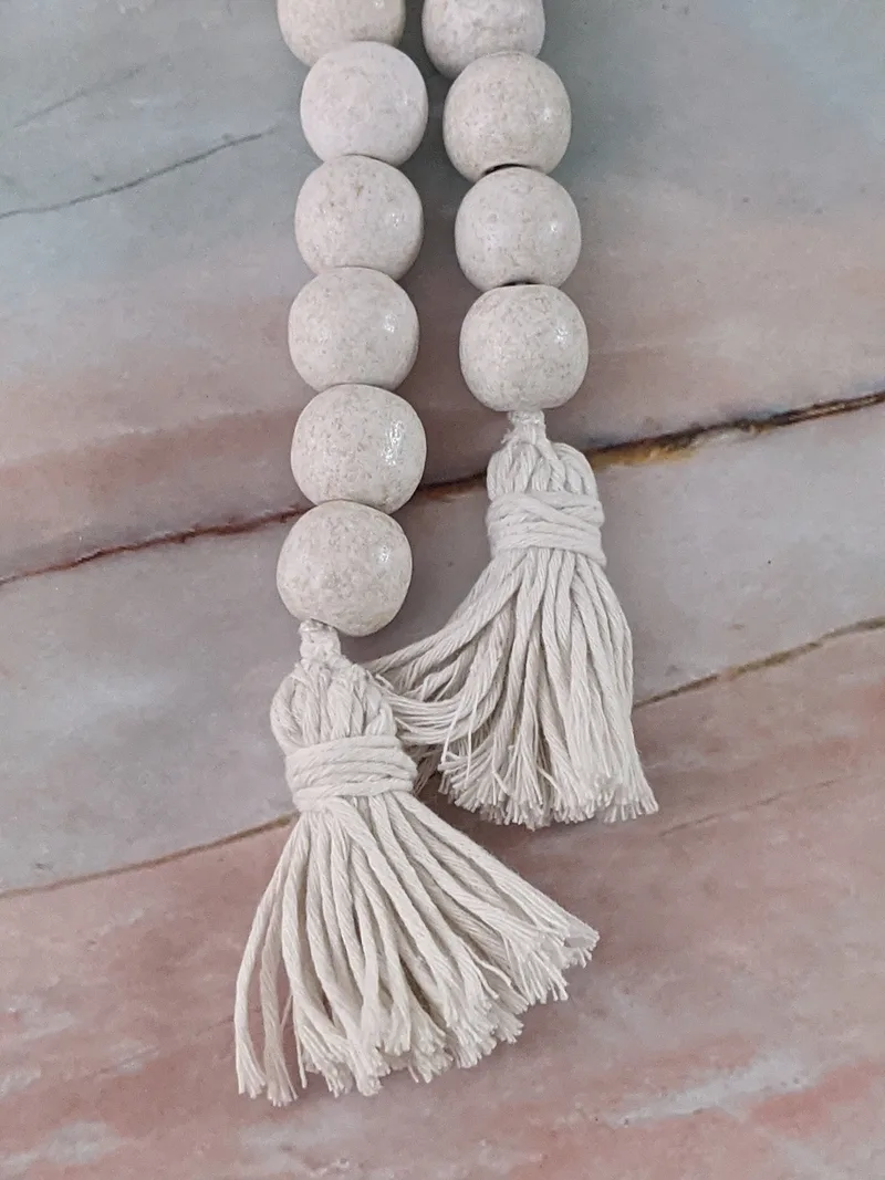 Whitewash Garland