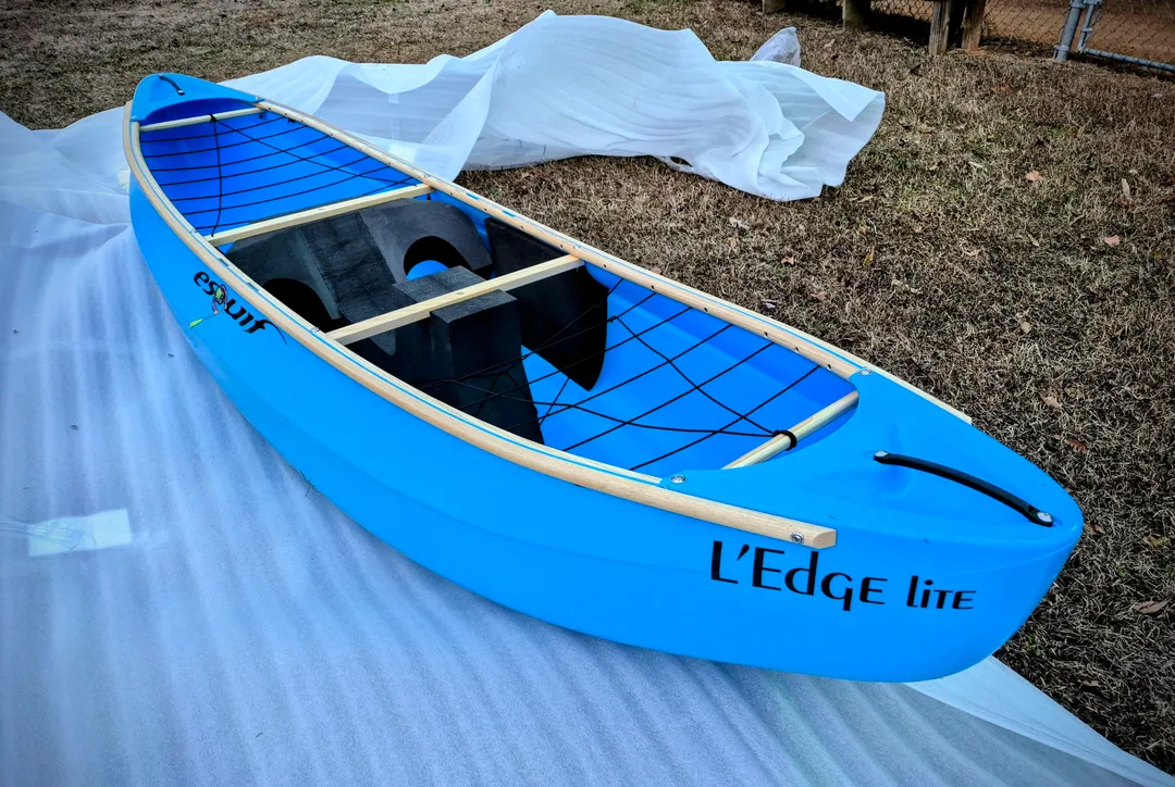 Whitewater canoe for the serious paddler