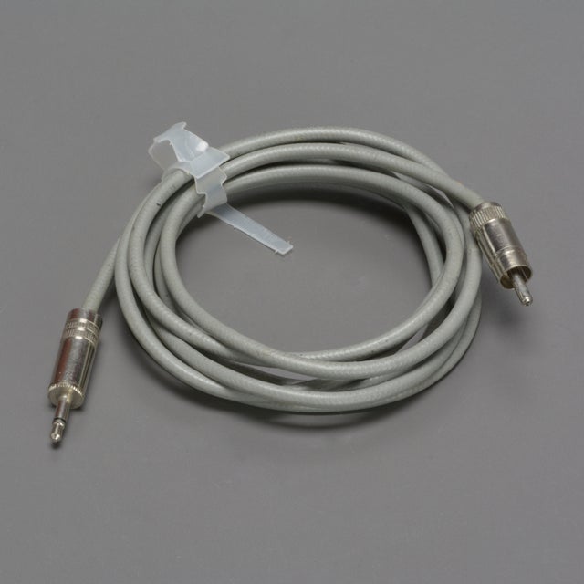 Cables/Connectors/Adaptors