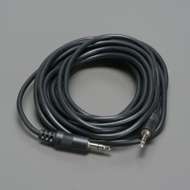 Cables/Adaptors/Connectors