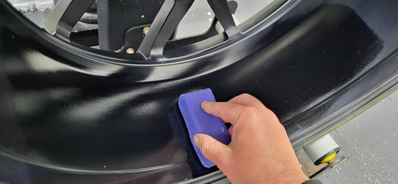 Applying ceramic coating to Focus RS alloy wheel