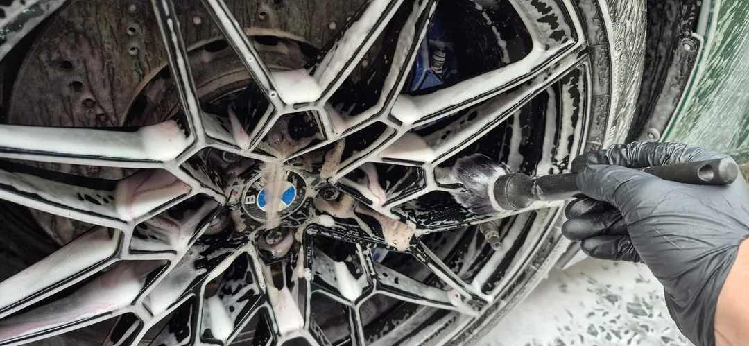 Wheel face being cleaned safely in winter at DMD Car Detailing, Paisley